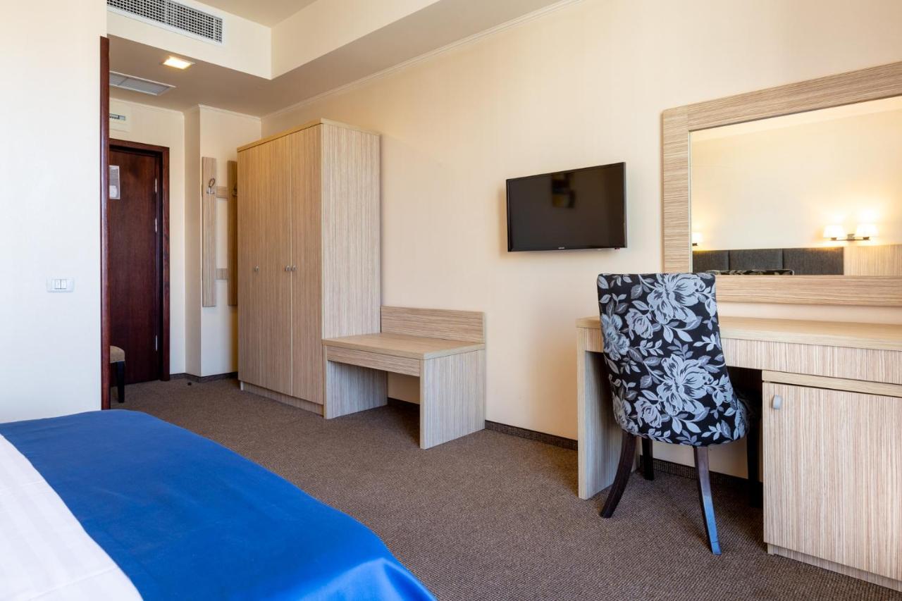Hotel Bueno